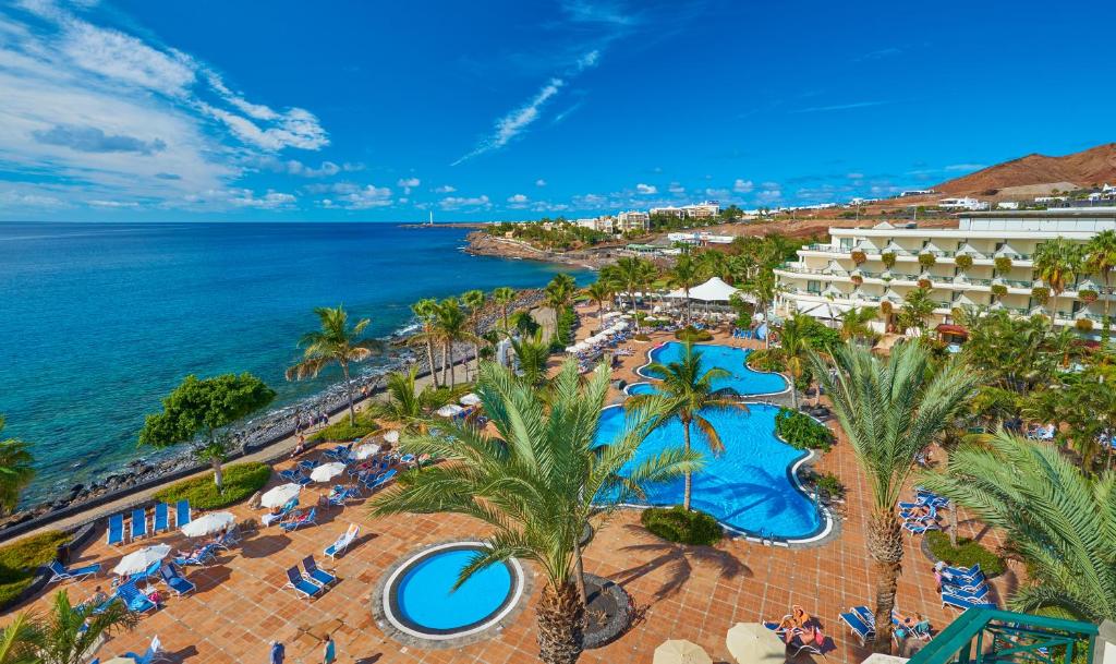 hotels with balcony in Lanzarote