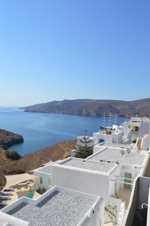 hotels with balcony in Astypalaia