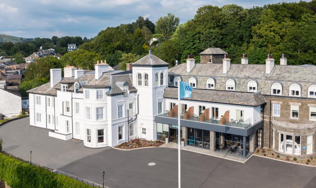 hotels with balcony in Lake District United Kingdom