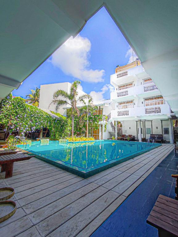 hotels with balcony in Matara