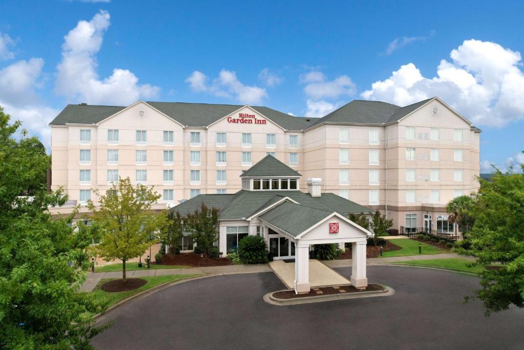 hotels with balcony in Augusta