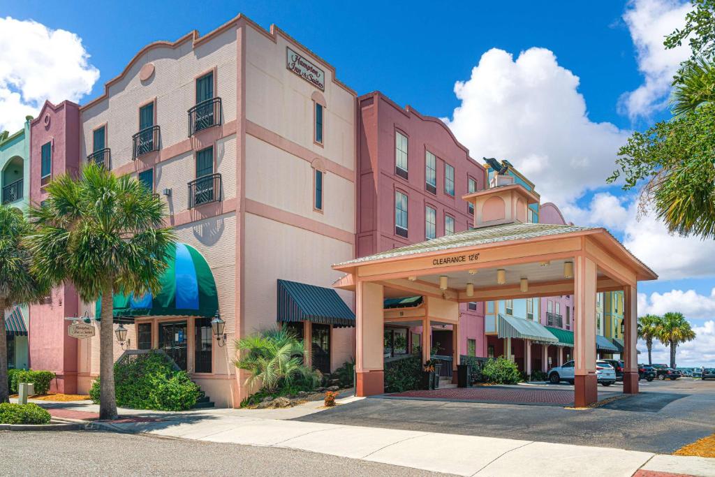 hotels with balcony in Fernandina Beach