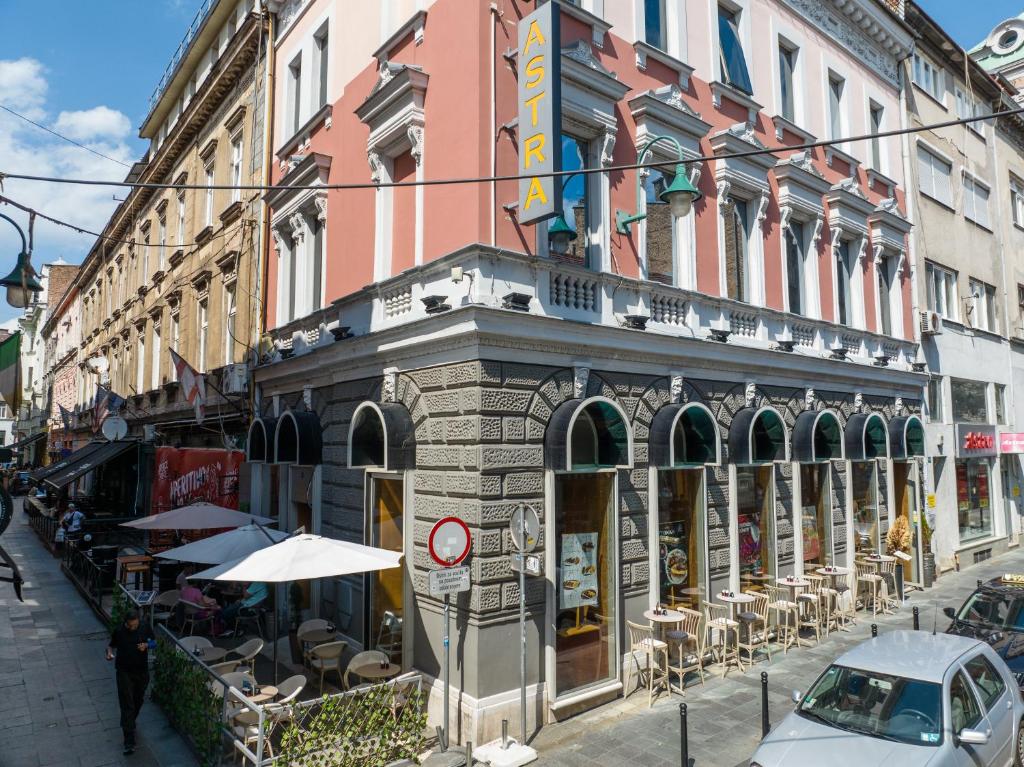 hotels with balcony in Sarajevo