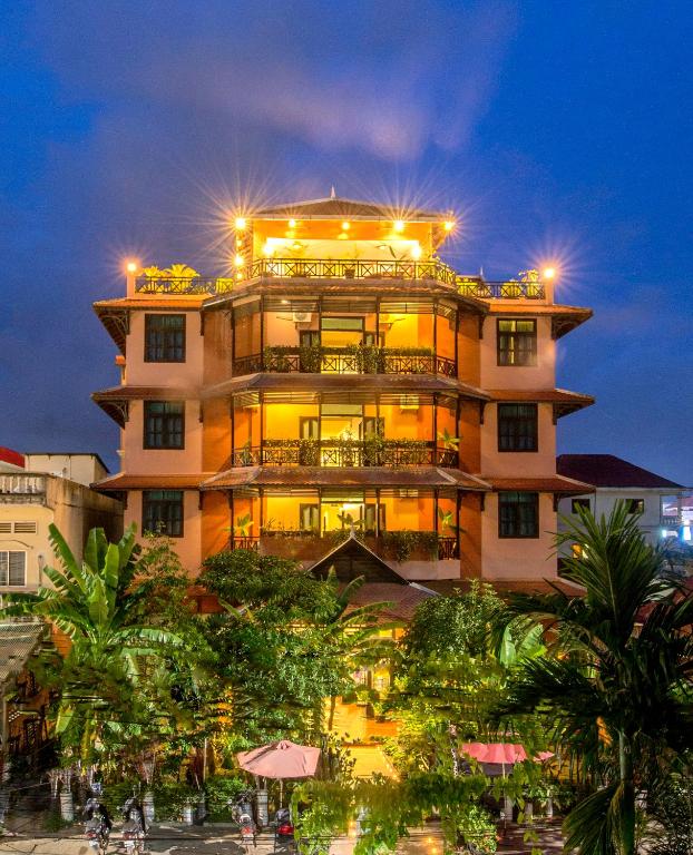 hotels with balcony in Siem Reap