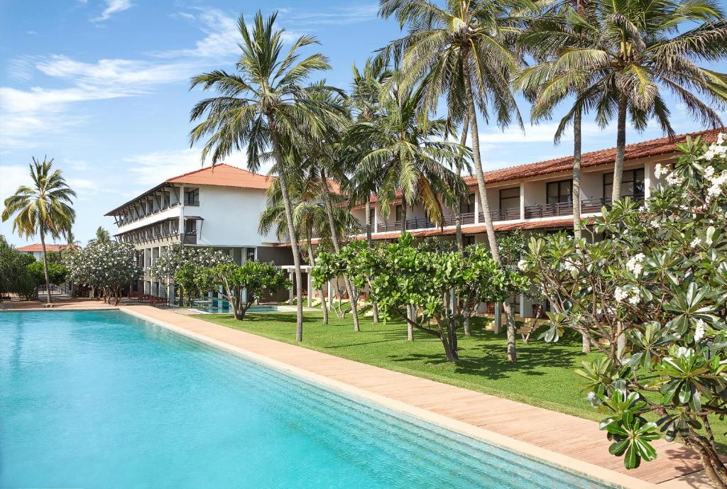 hotels with balcony in Negombo