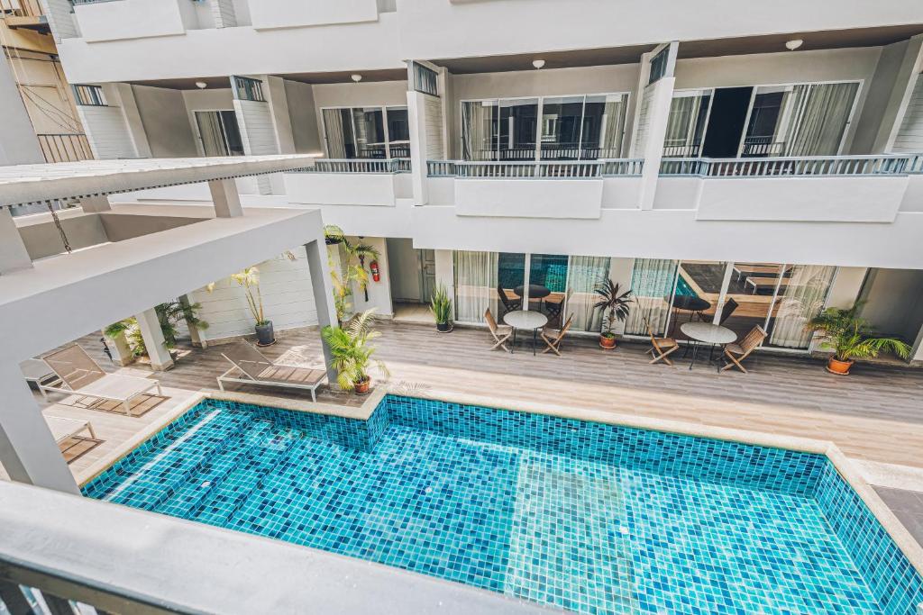 hotels with balcony in Pattaya South