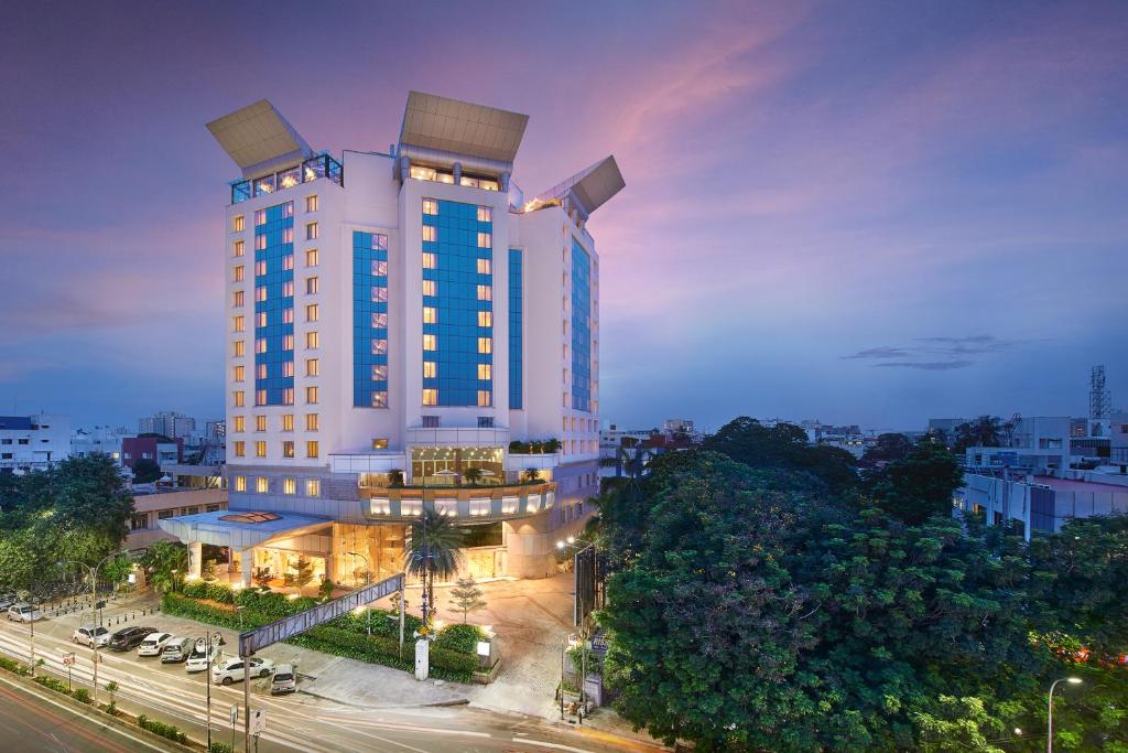 hotels with balcony in Chennai