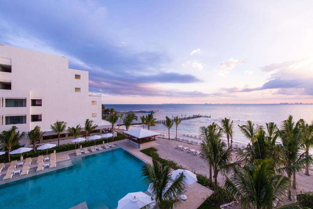 hotels with balcony in Isla Mujeres