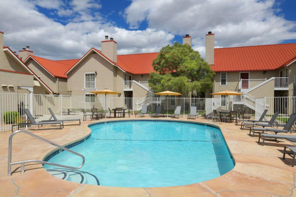 hotels with balcony in Albuquerque United States