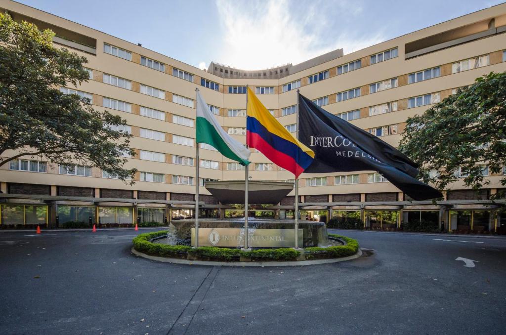 hotels with balcony in Medellin