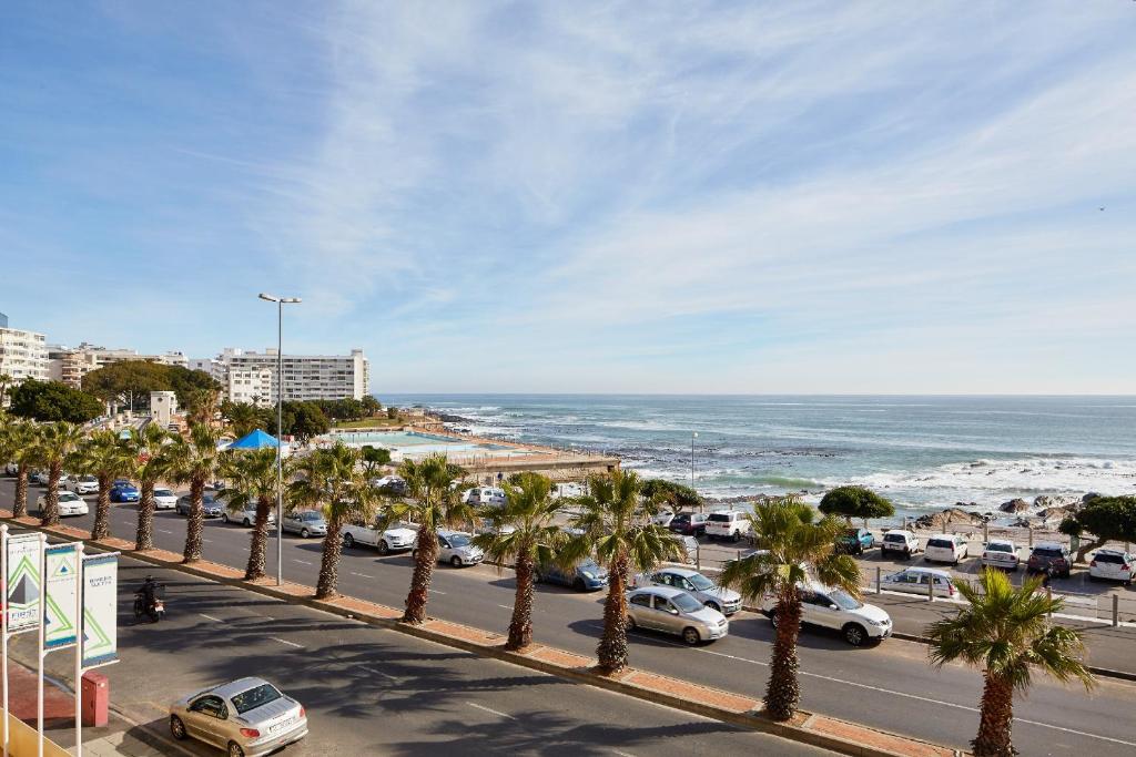 hotels with balcony in Cape Town Mouille Point