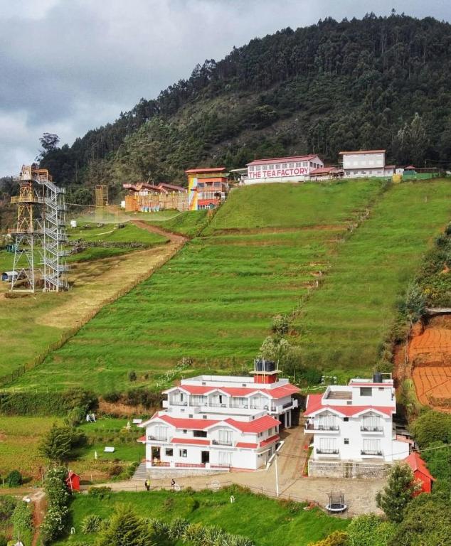 hotels with balcony in Udagamandalam Ooty View Point