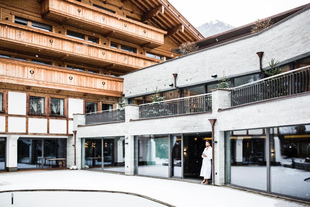 hotels with balcony in Mayrhofen