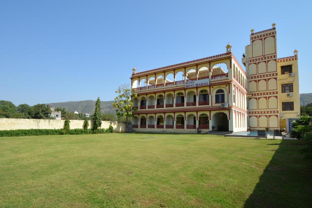 hotels with balcony in Pushkar