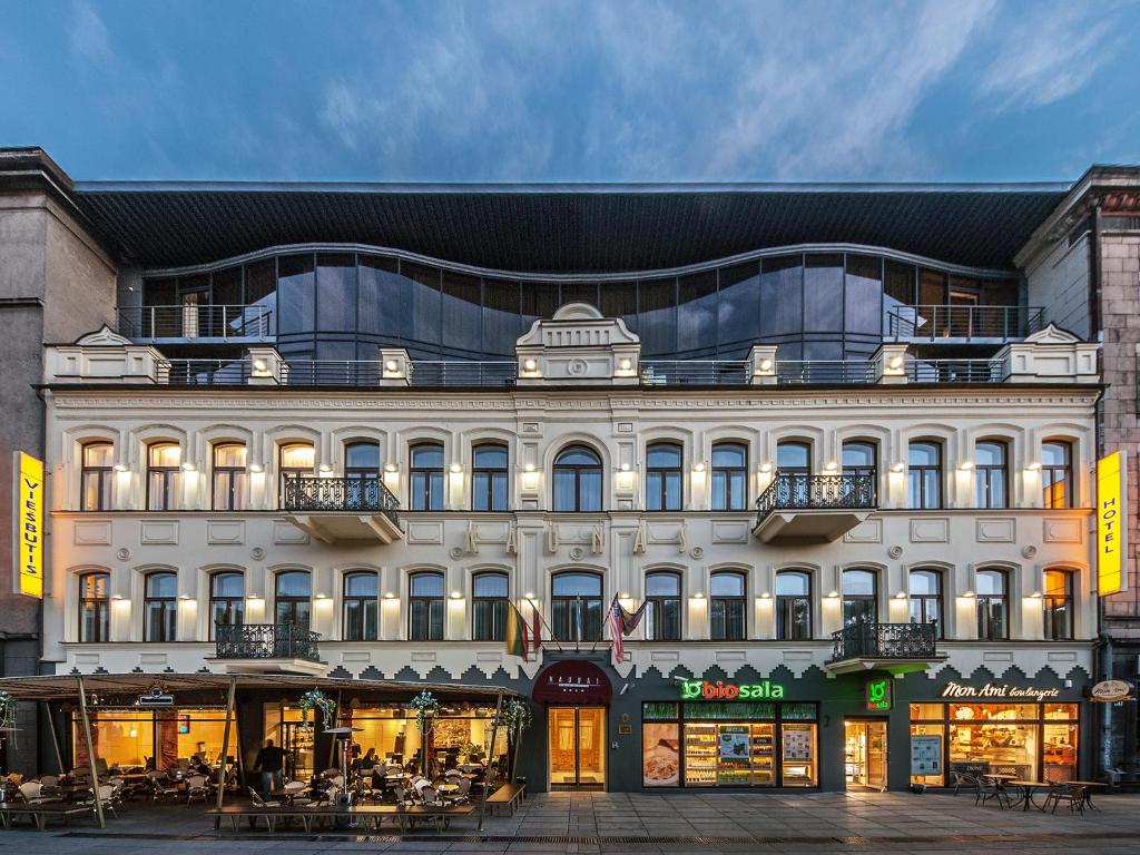 hotels with balcony in Kaunas