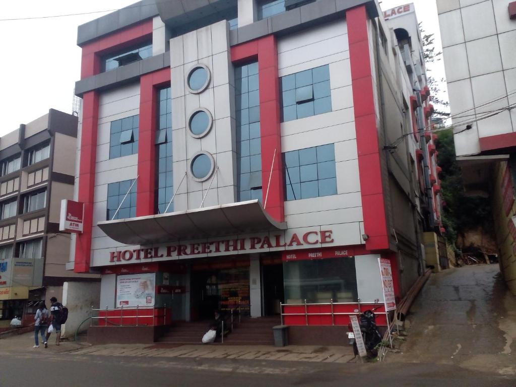 hotels with balcony in Udagamandalam Thread Garden