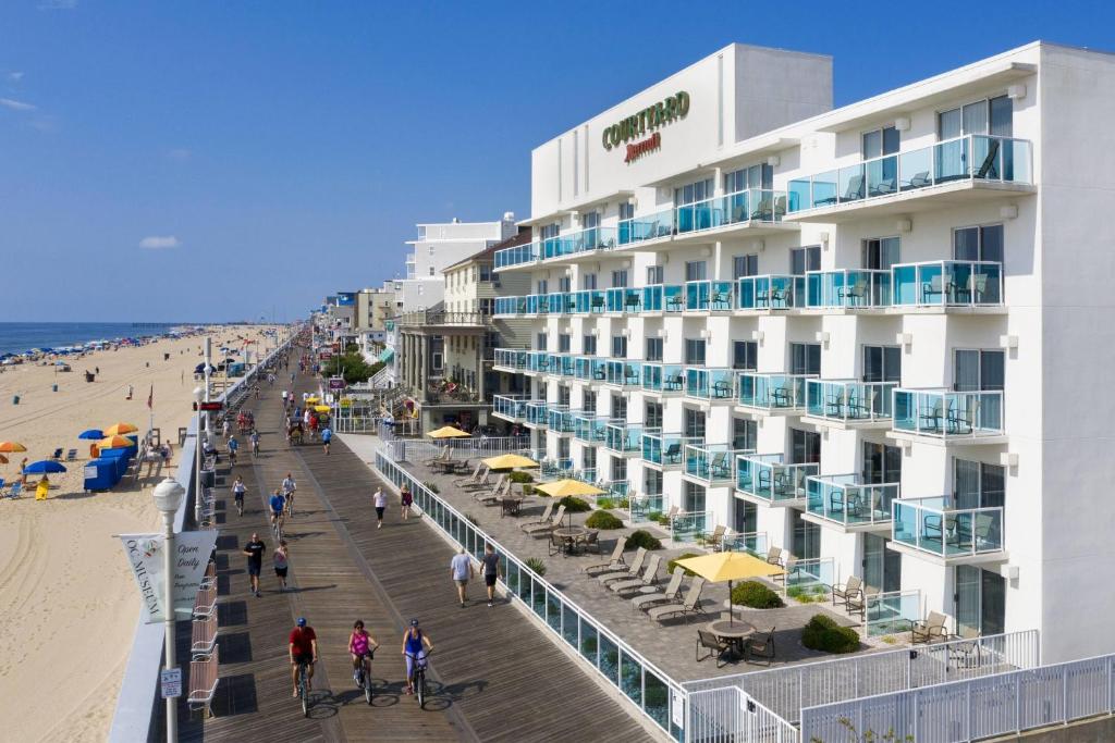 hotels with balcony in Ocean City