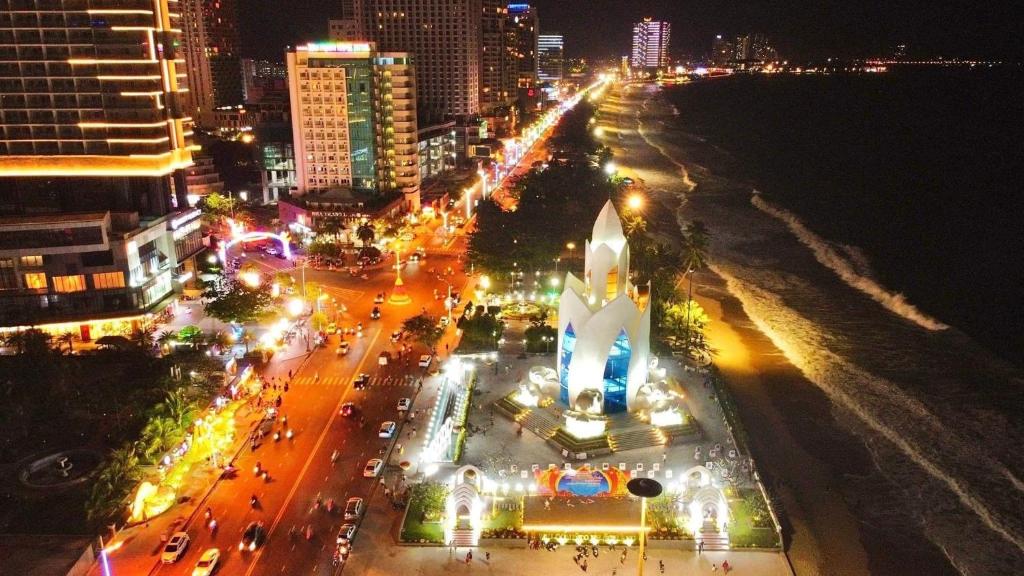 hotels with balcony in Nha Trang