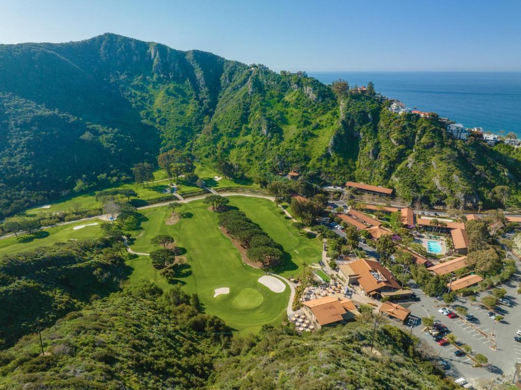 hotels with balcony in Laguna Beach