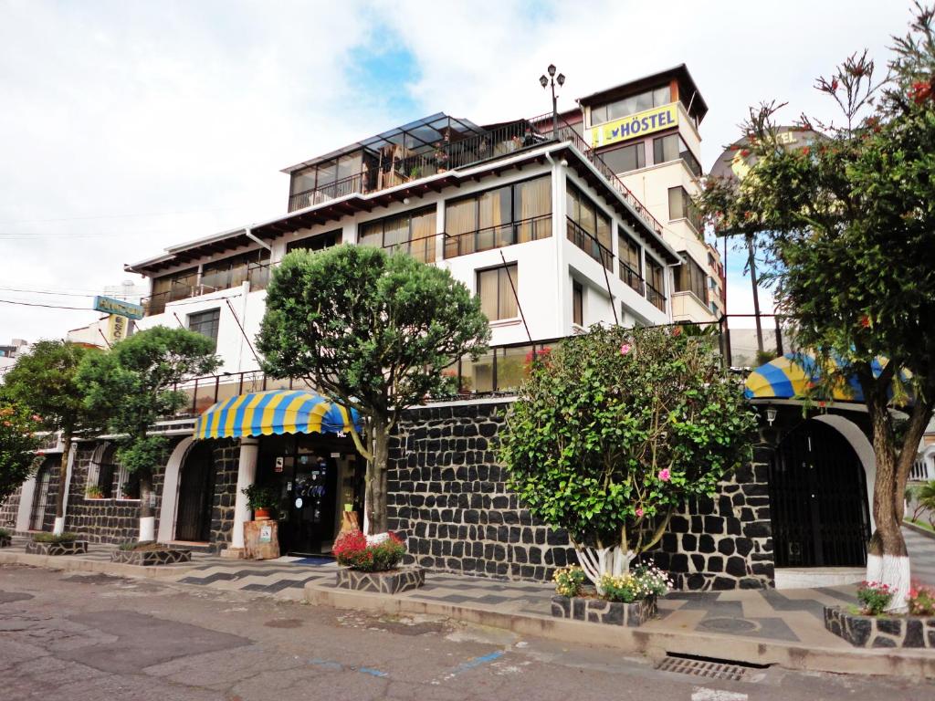 hotels with balcony in Quito