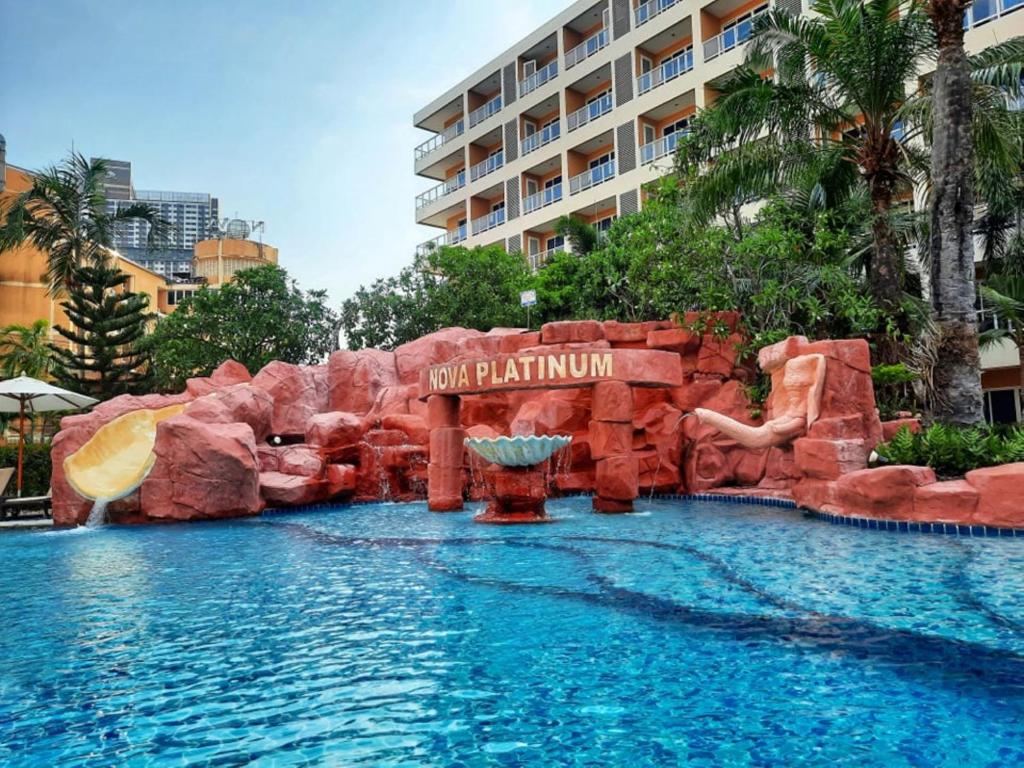 hotels with balcony in Pattaya South