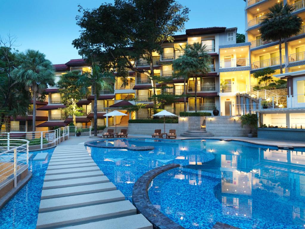 hotels with balcony in Kata Beach