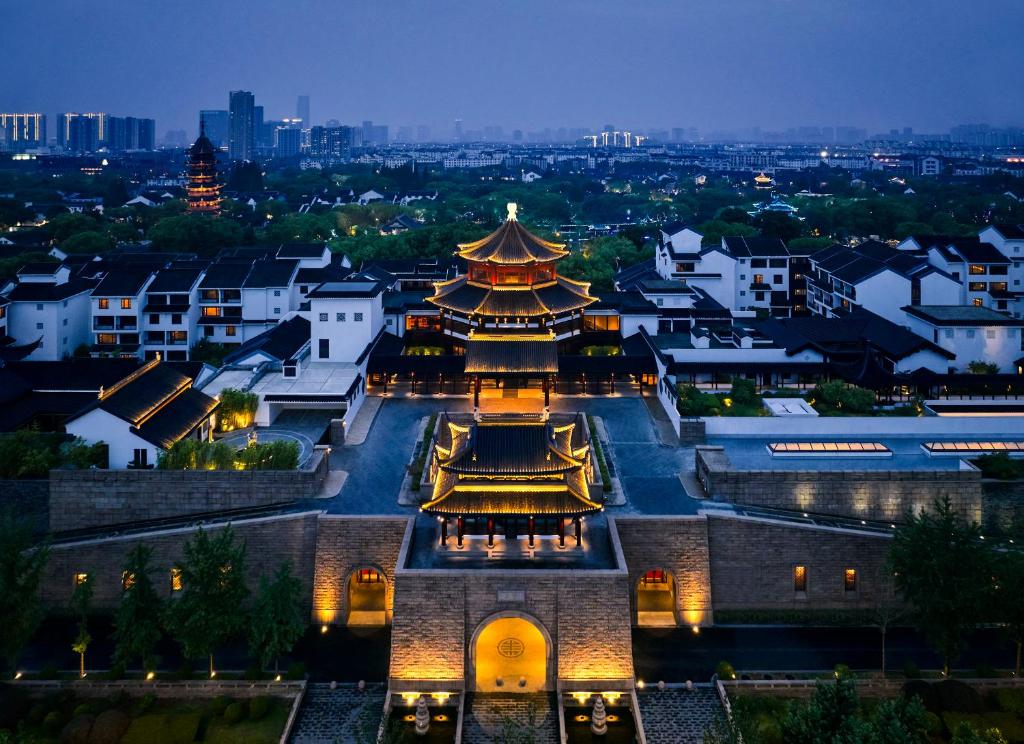 hotels with balcony in Suzhou