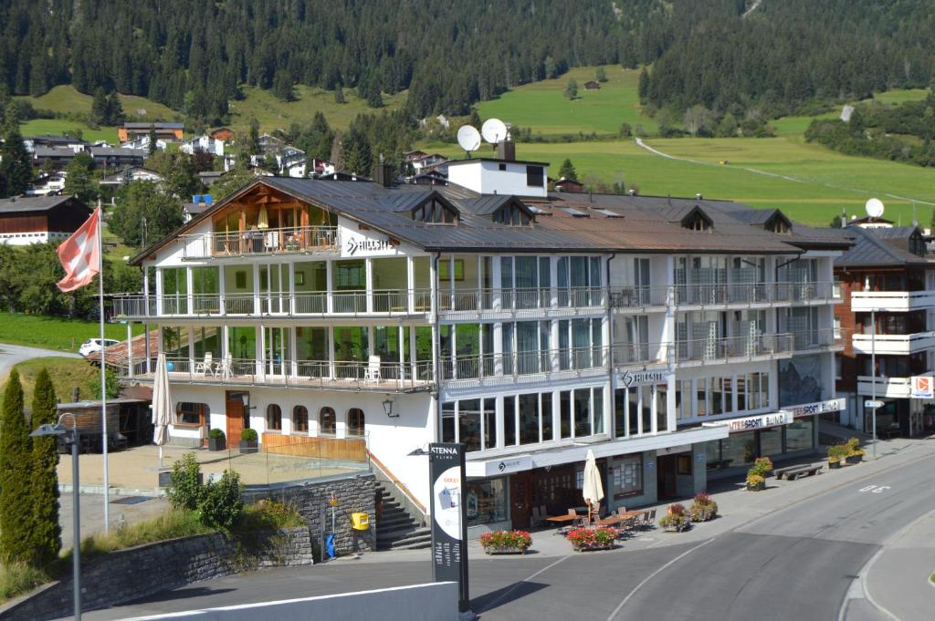 hotels with balcony in Flims