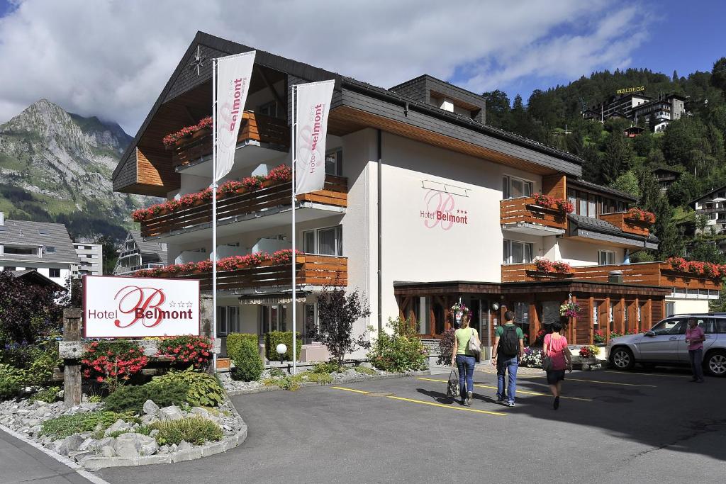 hotels with balcony in Engelberg