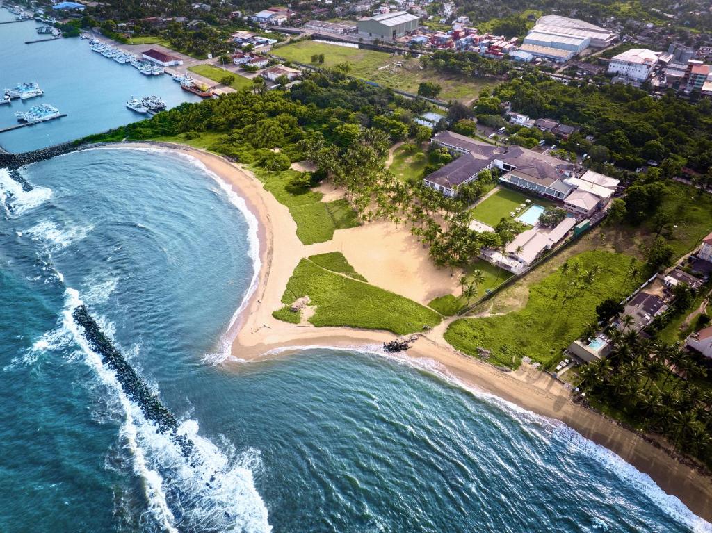 hotels with balcony in Colombo