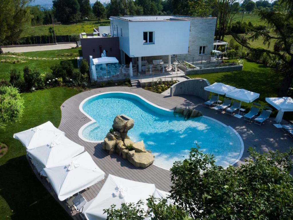 hotels with balcony in Lazise