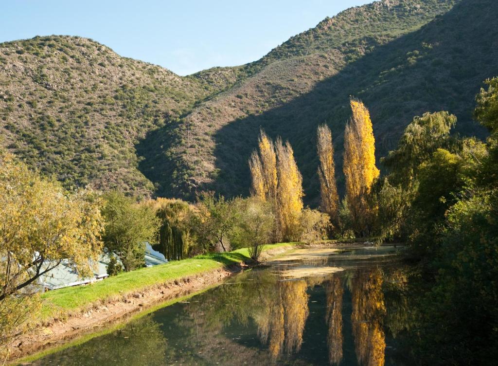 hotels with balcony in Oudtshoorn