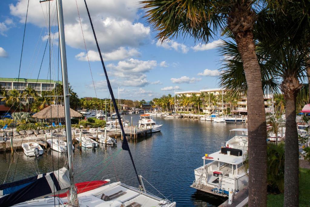 hotels with balcony in Key Largo