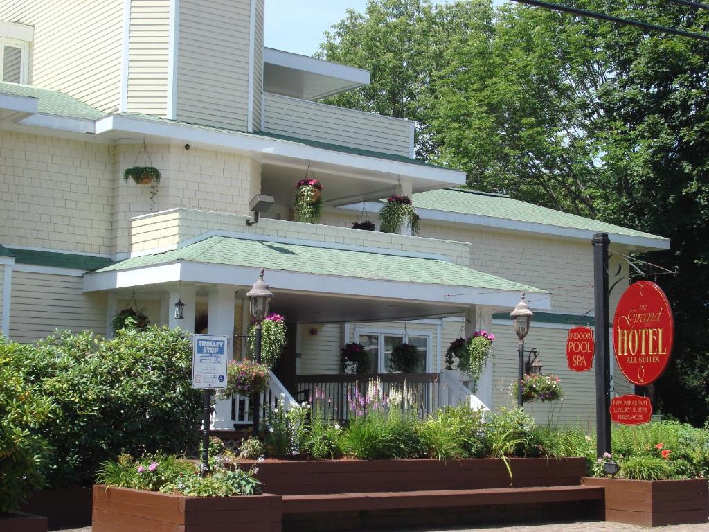 hotels with balcony in Ogunquit