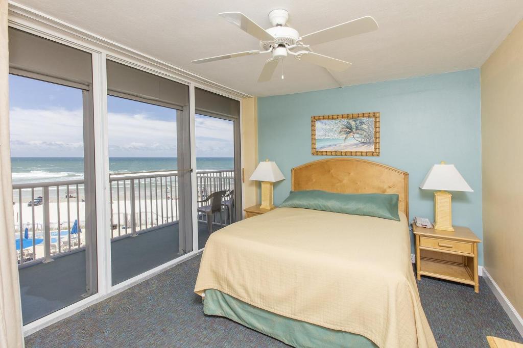 hotels with balcony in Daytona Beach