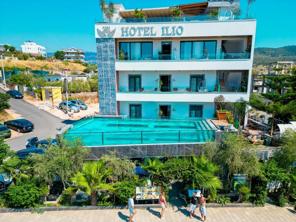 hotels with balcony in Ksamil