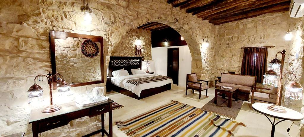 hotels with balcony in Wadi Musa