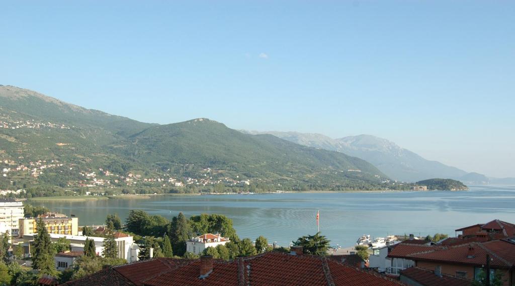 hotels with balcony in Ohrid