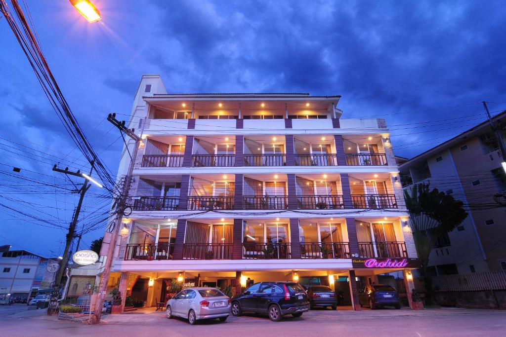 hotels with balcony in Khon Kaen Thailand