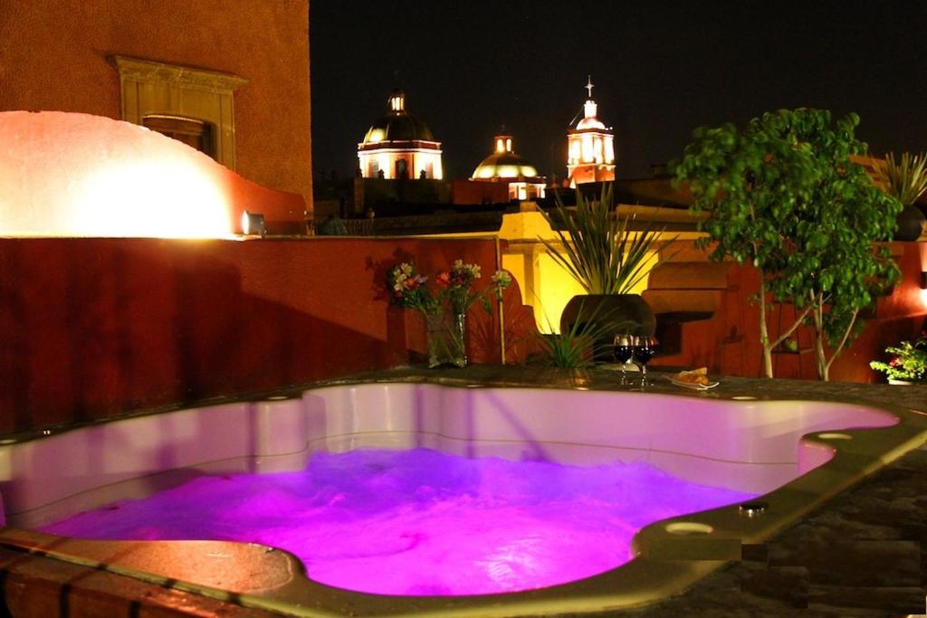 hotels with balcony in Queretaro Mexico