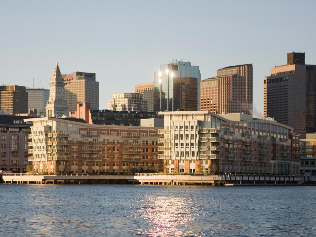 hotels with balcony in Boston