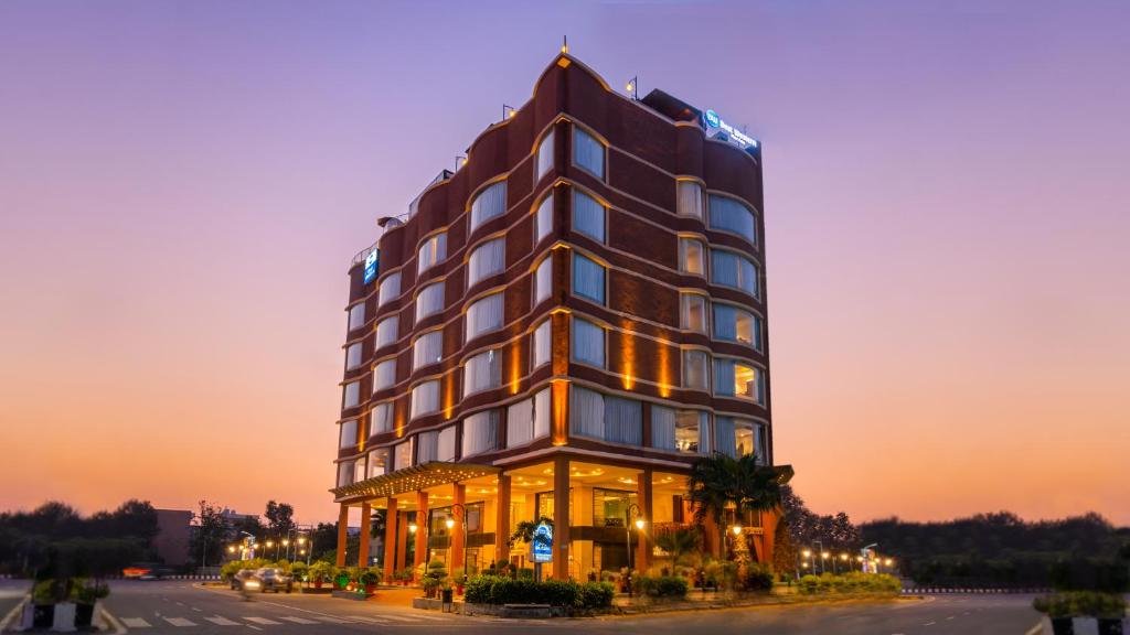 hotels with balcony in Amritsar