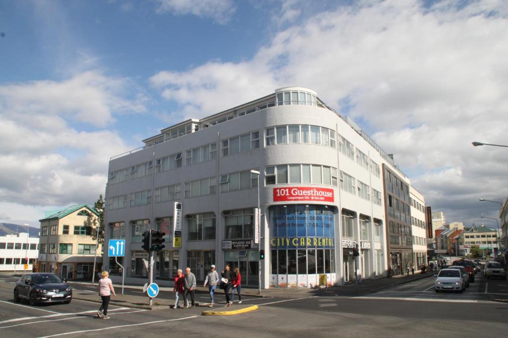 hotels with balcony in Reykjavik