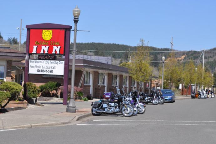 hotels with balcony in Washington Coast