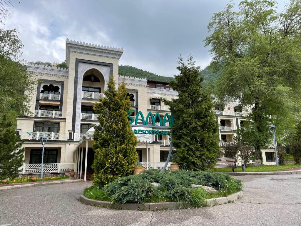 hotels with balcony in Almaty