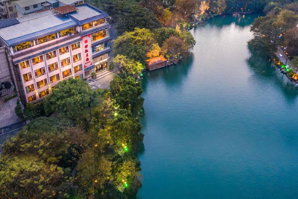 hotels with balcony in Guilin