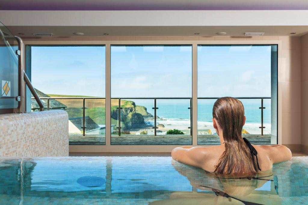 hotels with balcony in Newquay