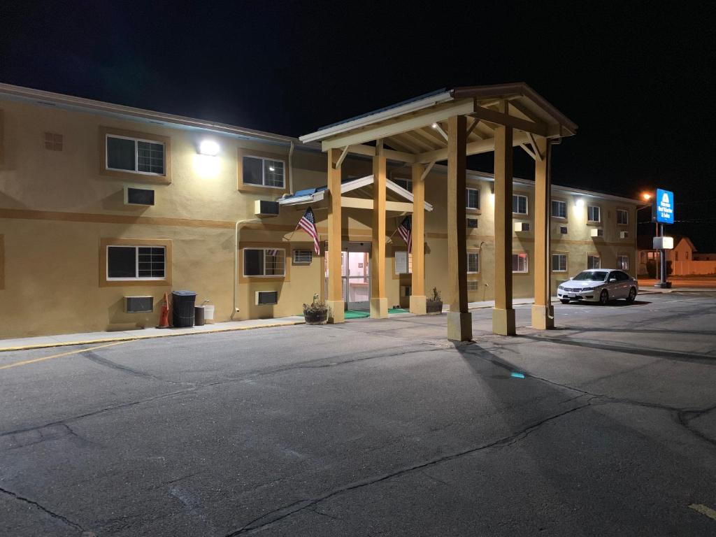 hotels with balcony in Nebraska