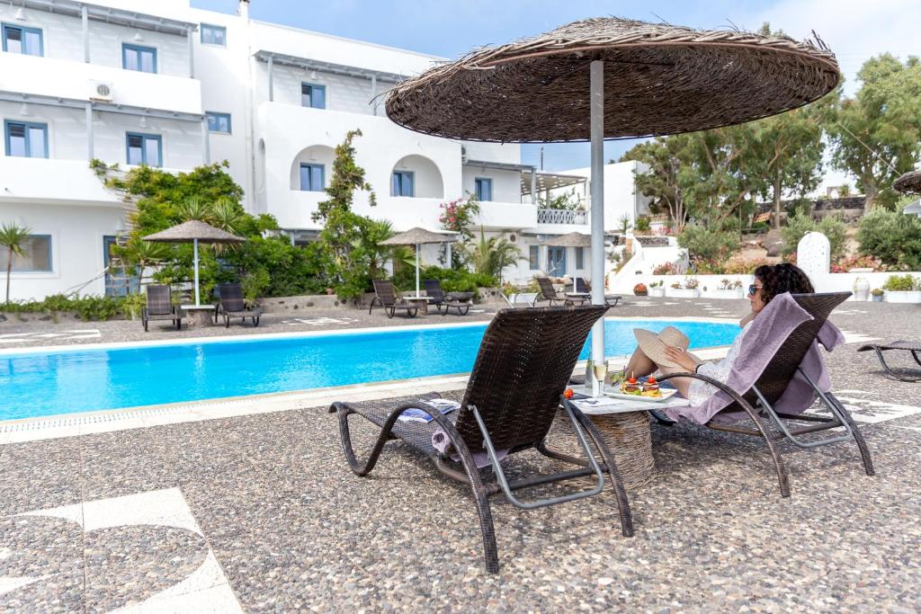 hotels with balcony in Akrotirion