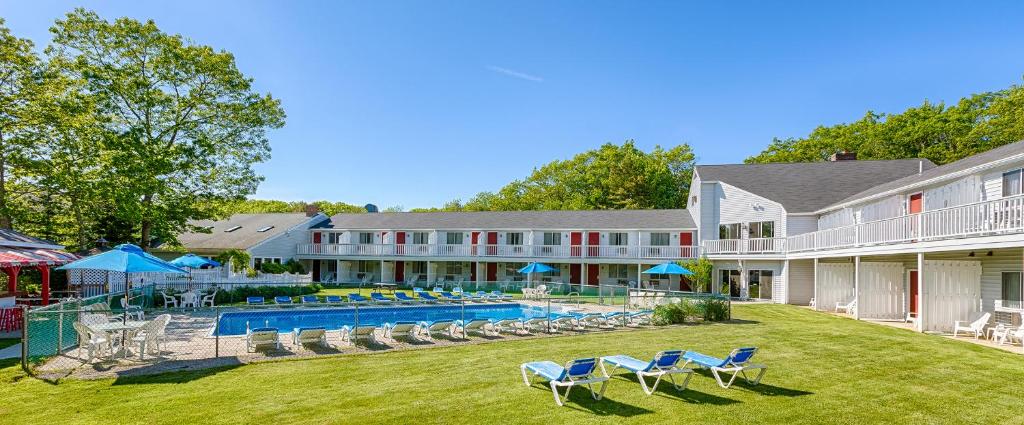 hotels with balcony in Kennebunkport